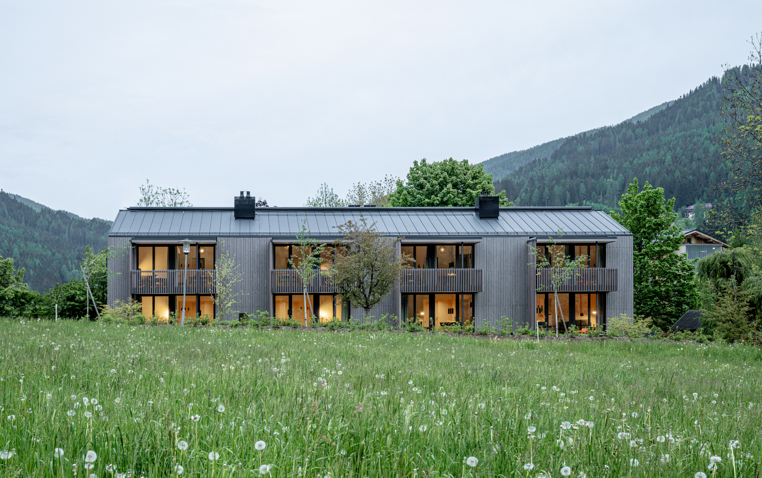 01 the grey sheep holiday flats bad kleinkirchheim exterior view 1